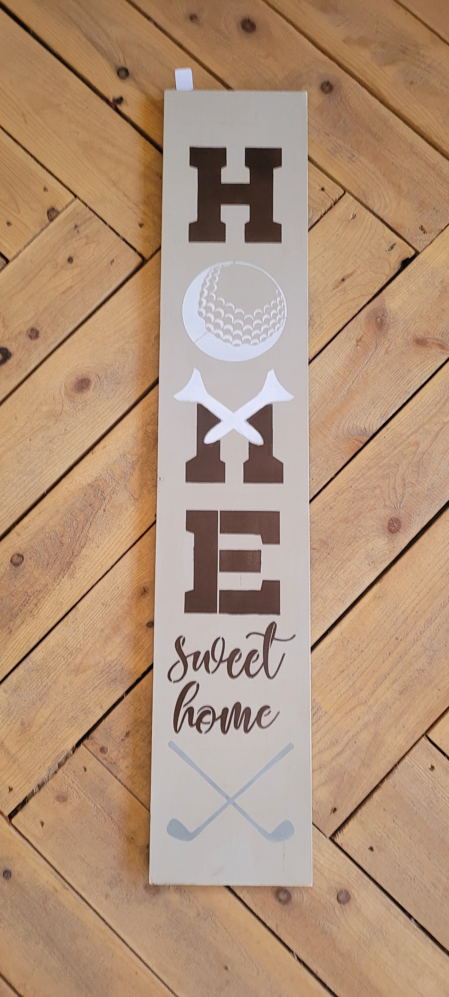 2 P's in a Pod Golf Home sign