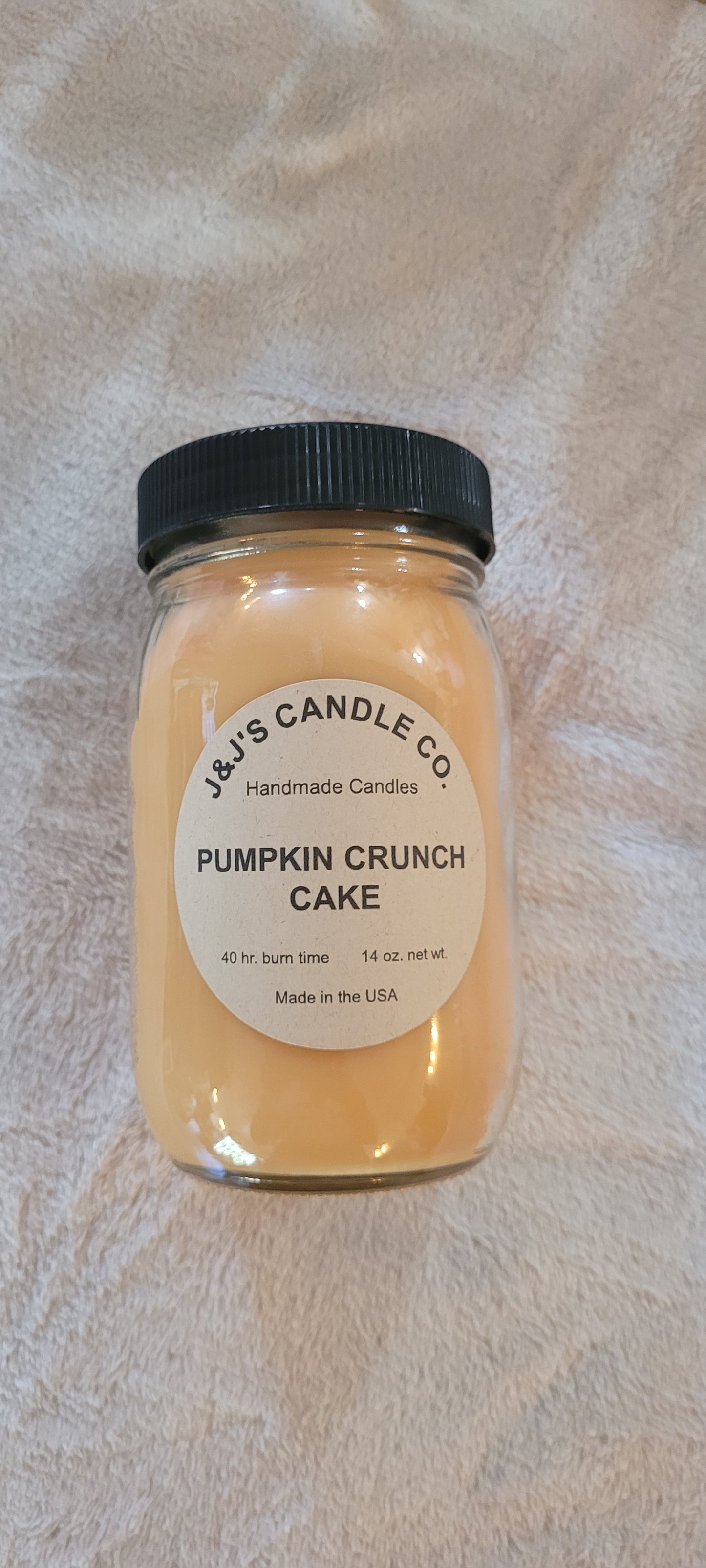 J&J's Candle Co. Pumpkin Crunch Cake