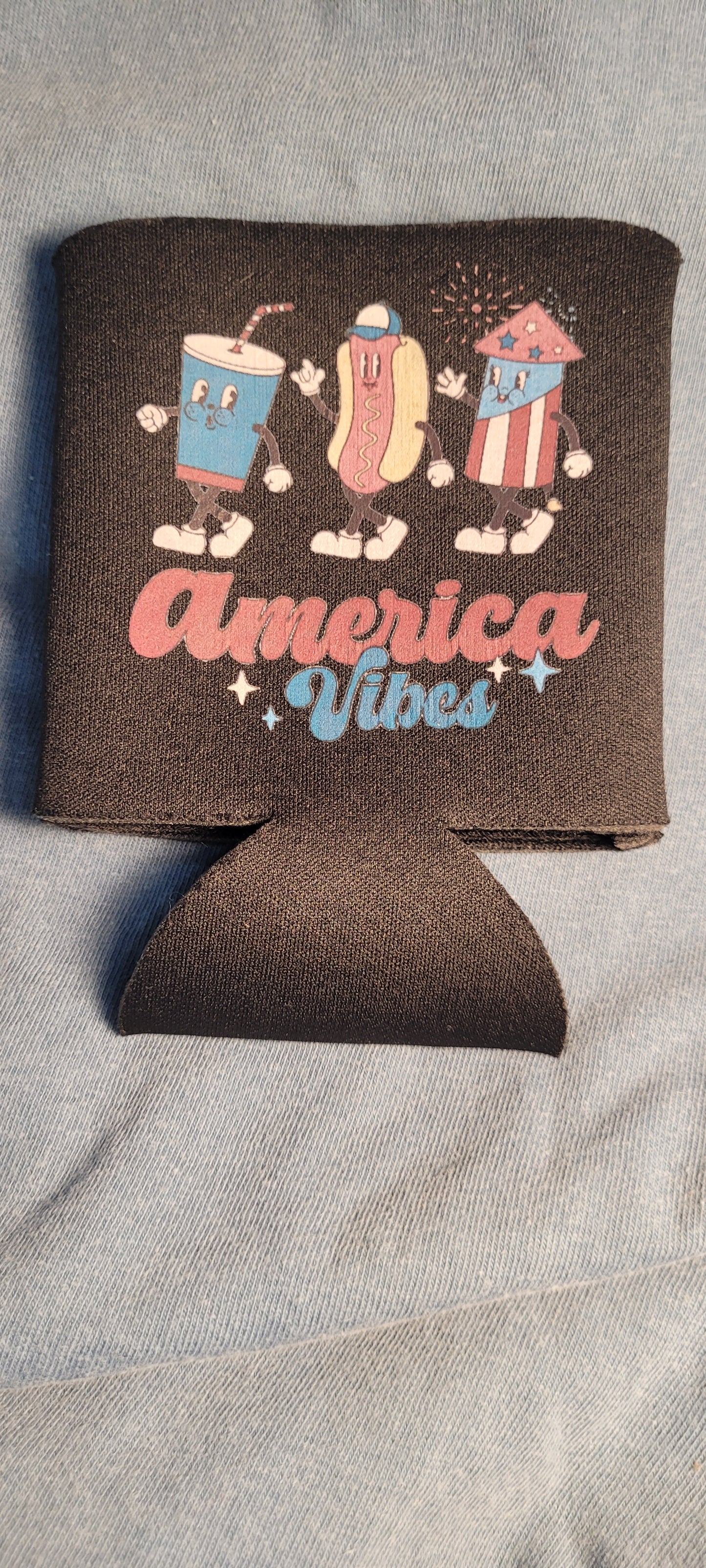 America vibes koozie