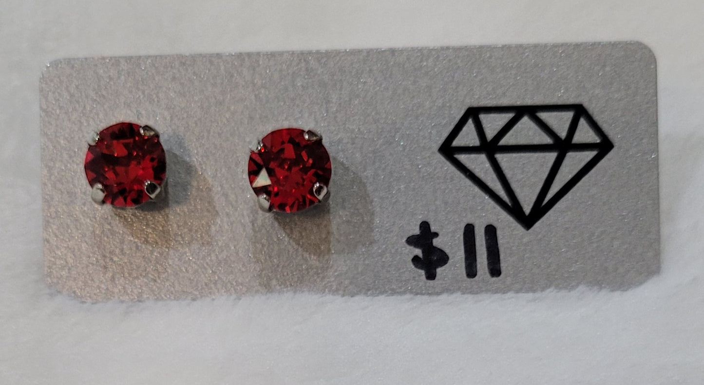 Essential Stud Earring Red
