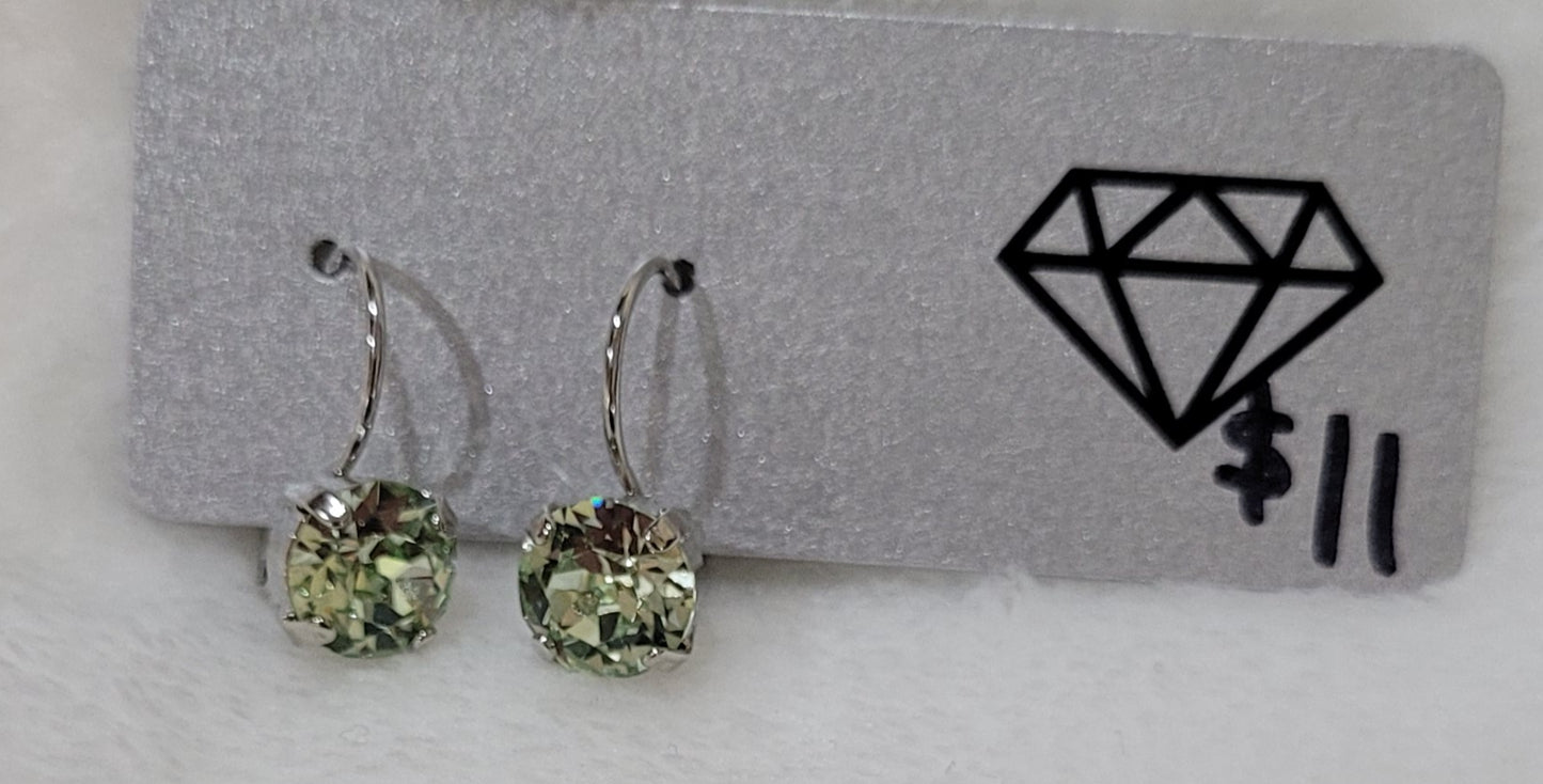 Essential Drop Earring Peridot