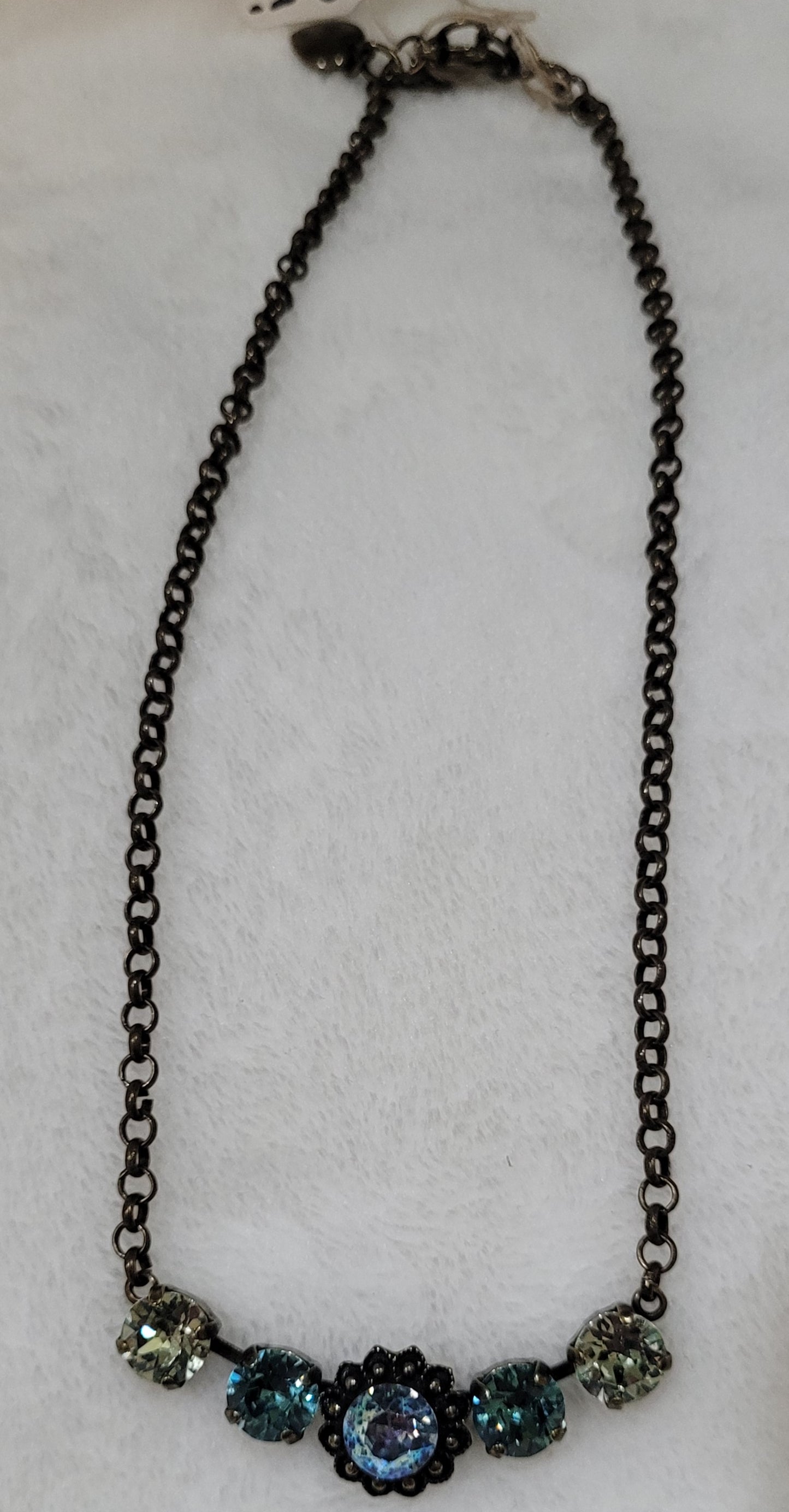 Essential Necklace Alternating Stones
