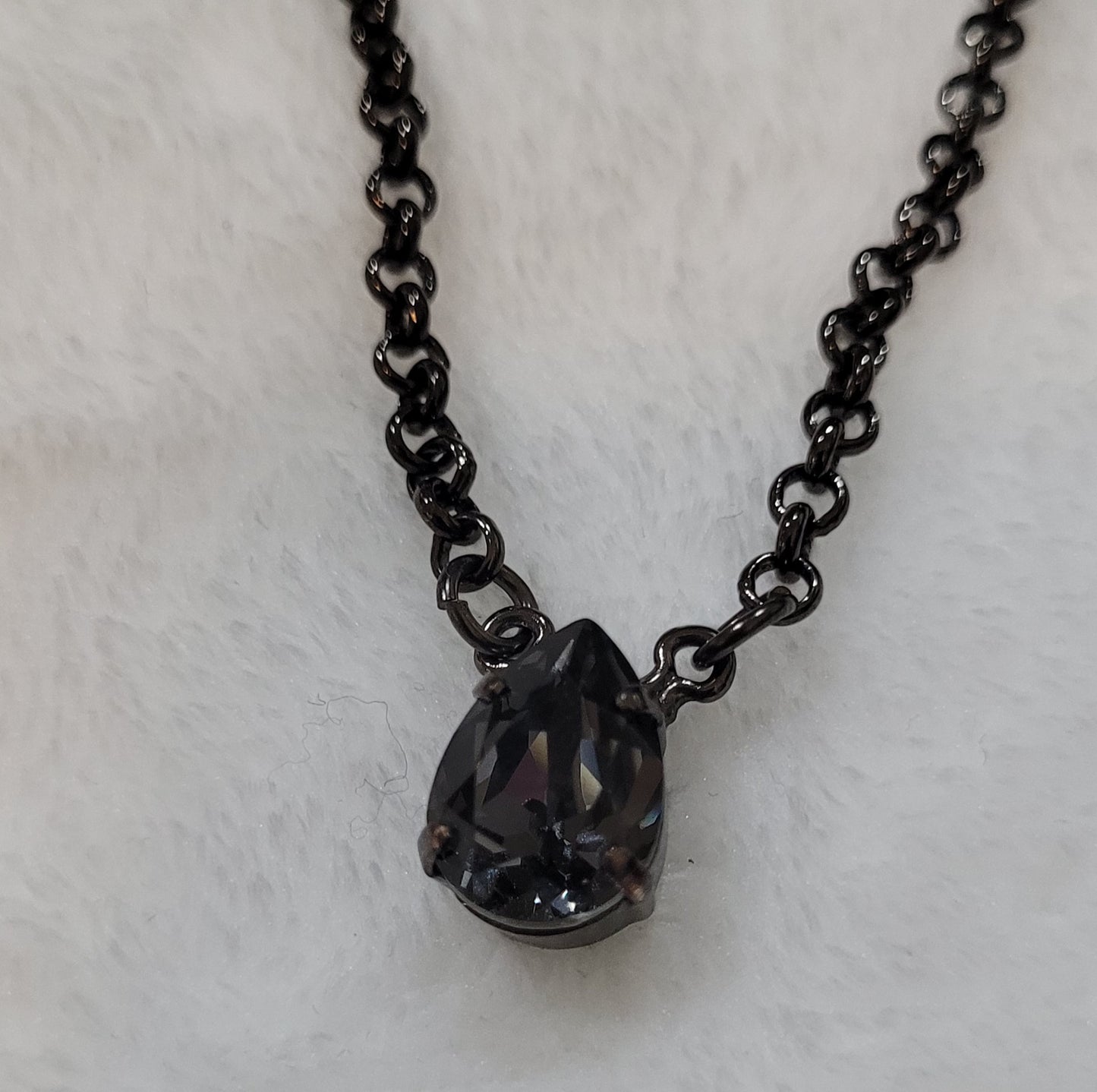 Pear shaped Pendant Black