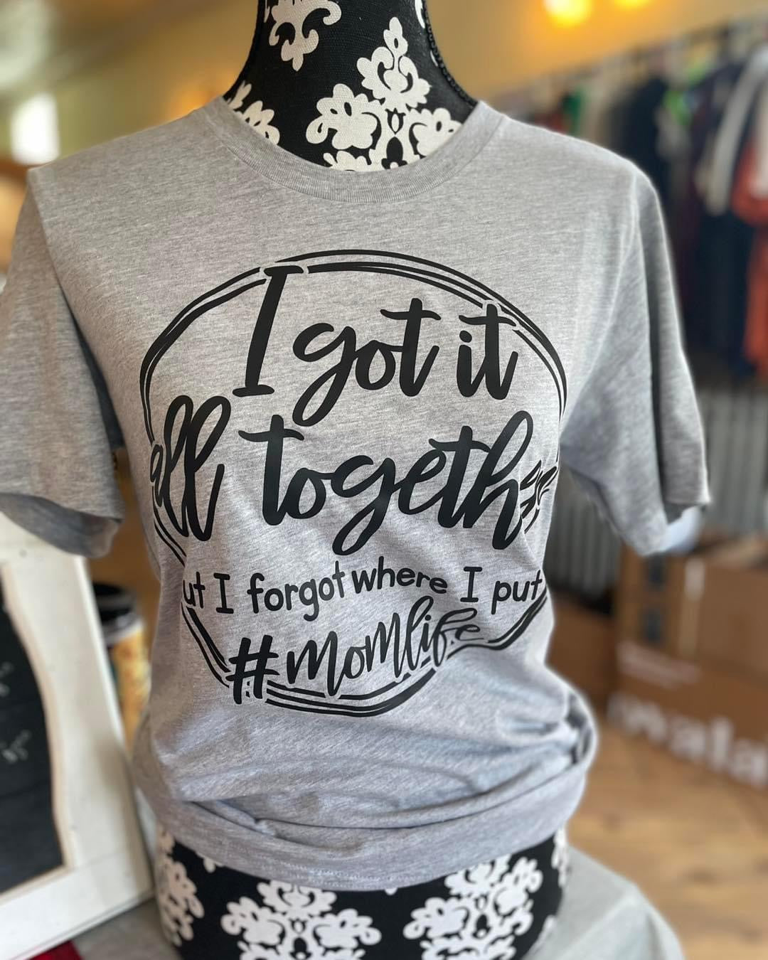 #MomLife TSHIRT