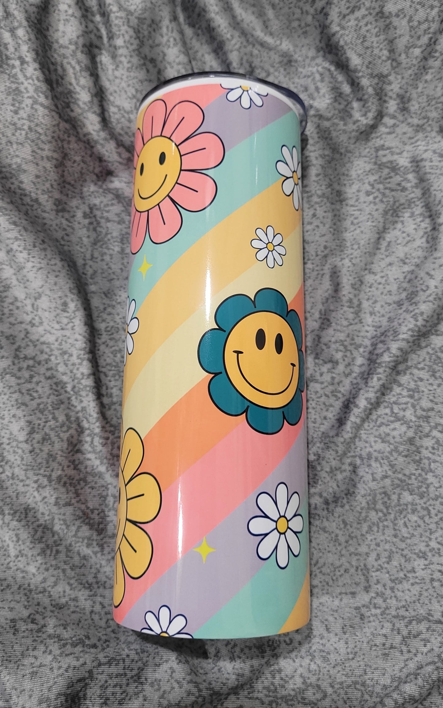Smiley Face Flower Tumbler 20 oz