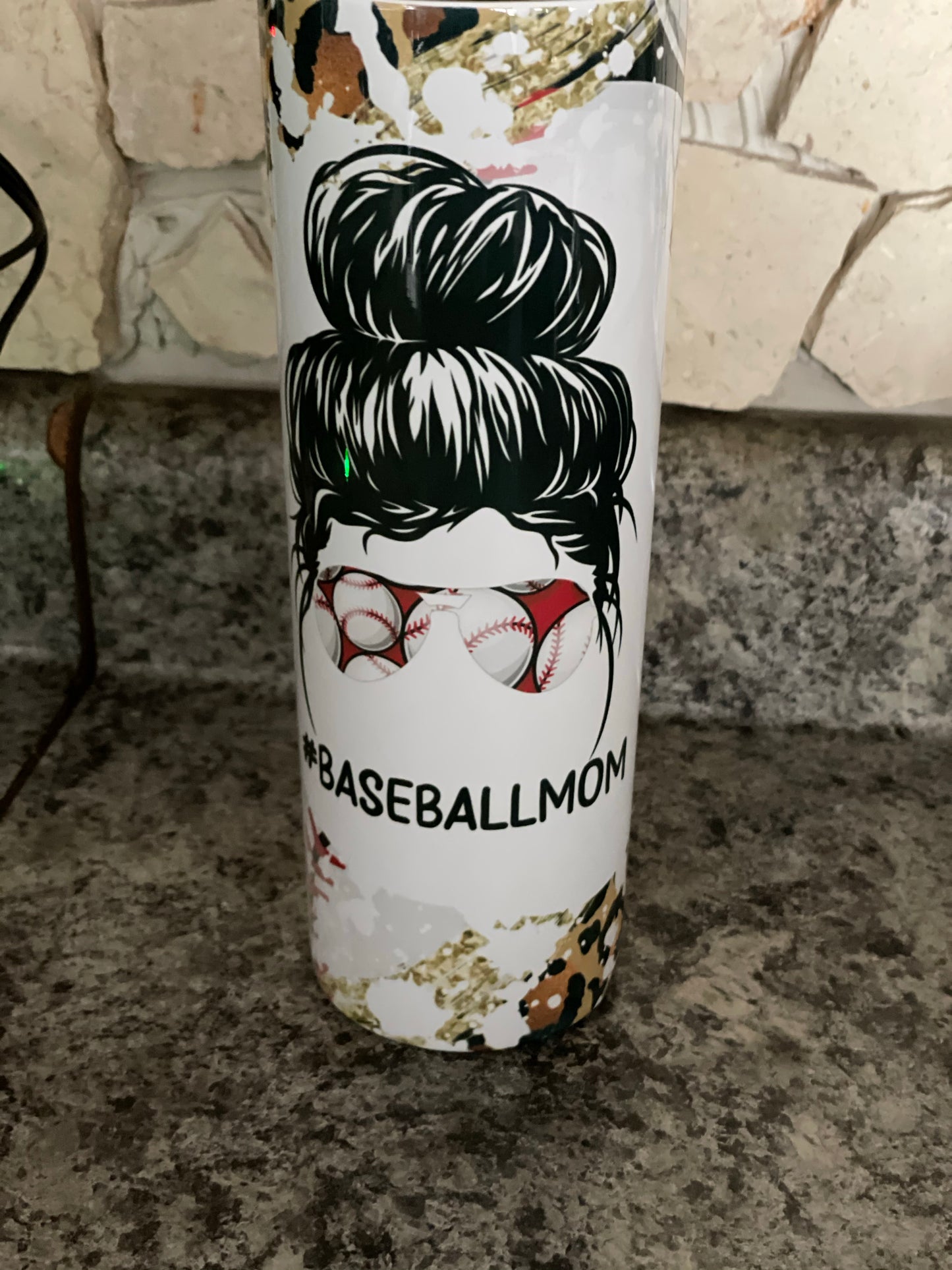 20 ounce Skinny Tumbler MOM -Baseball
