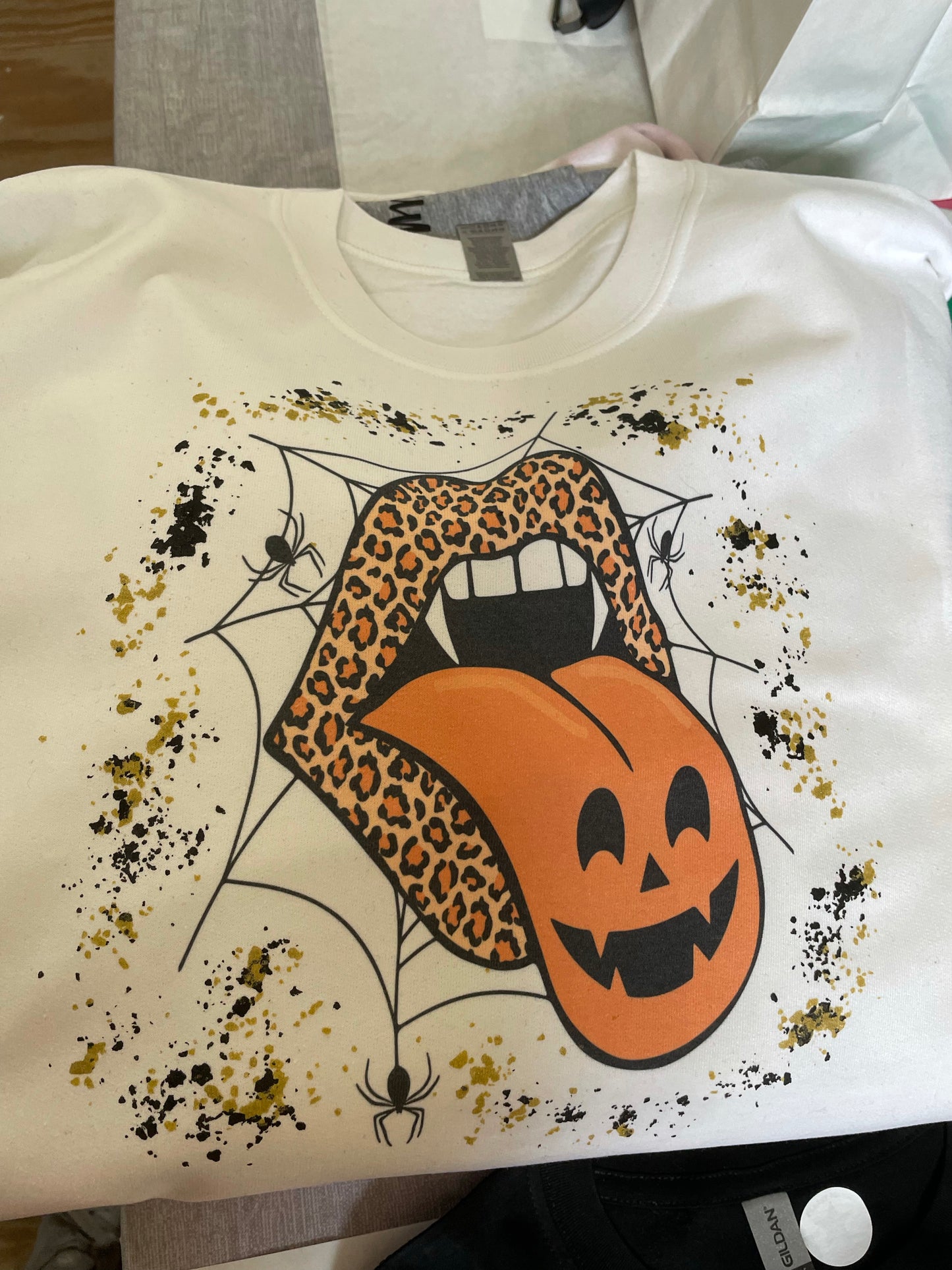 Crew Neck White Vampire Pumpkin tongue