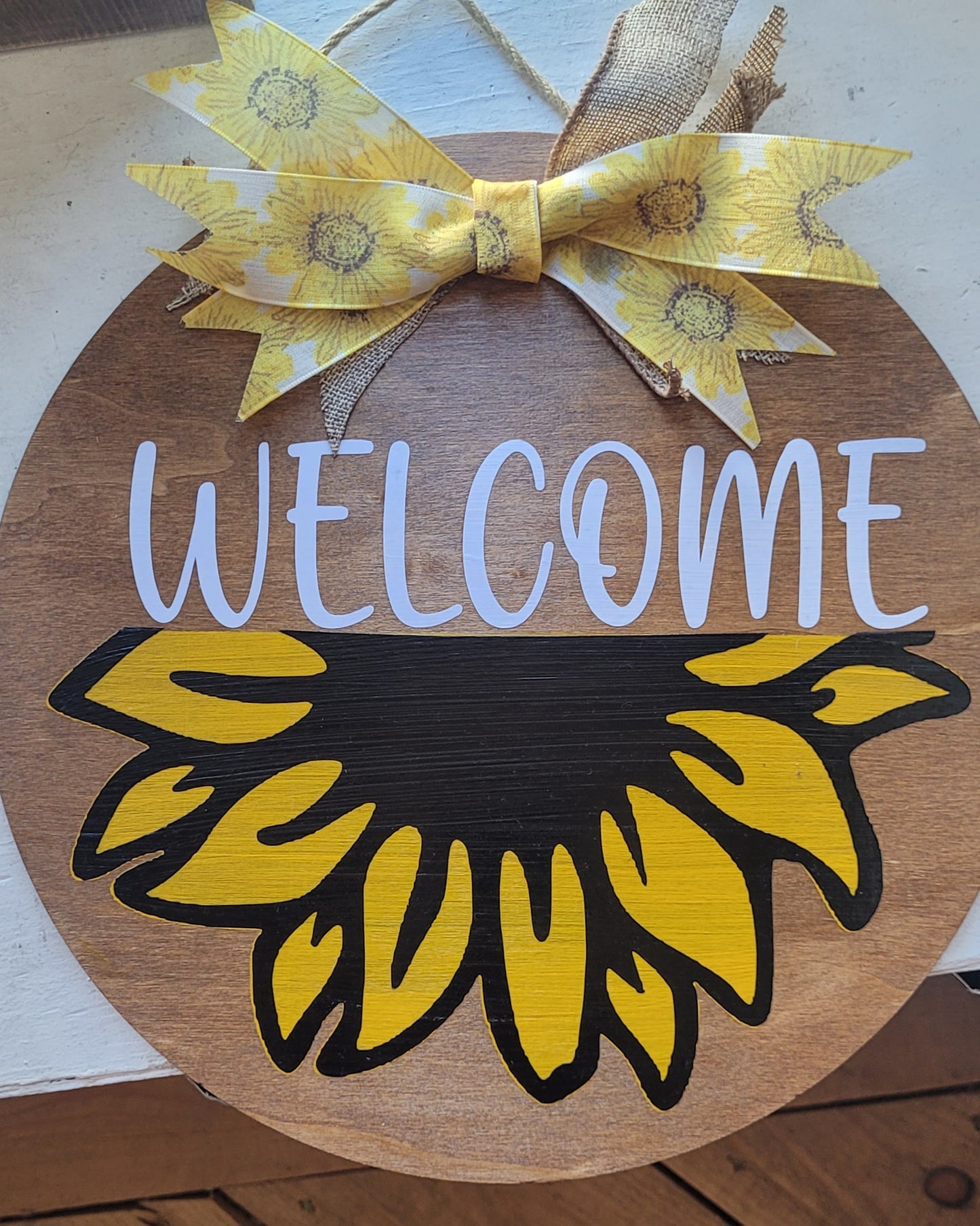 Kay Wills Designs Welcome Sunflower home 12' sign