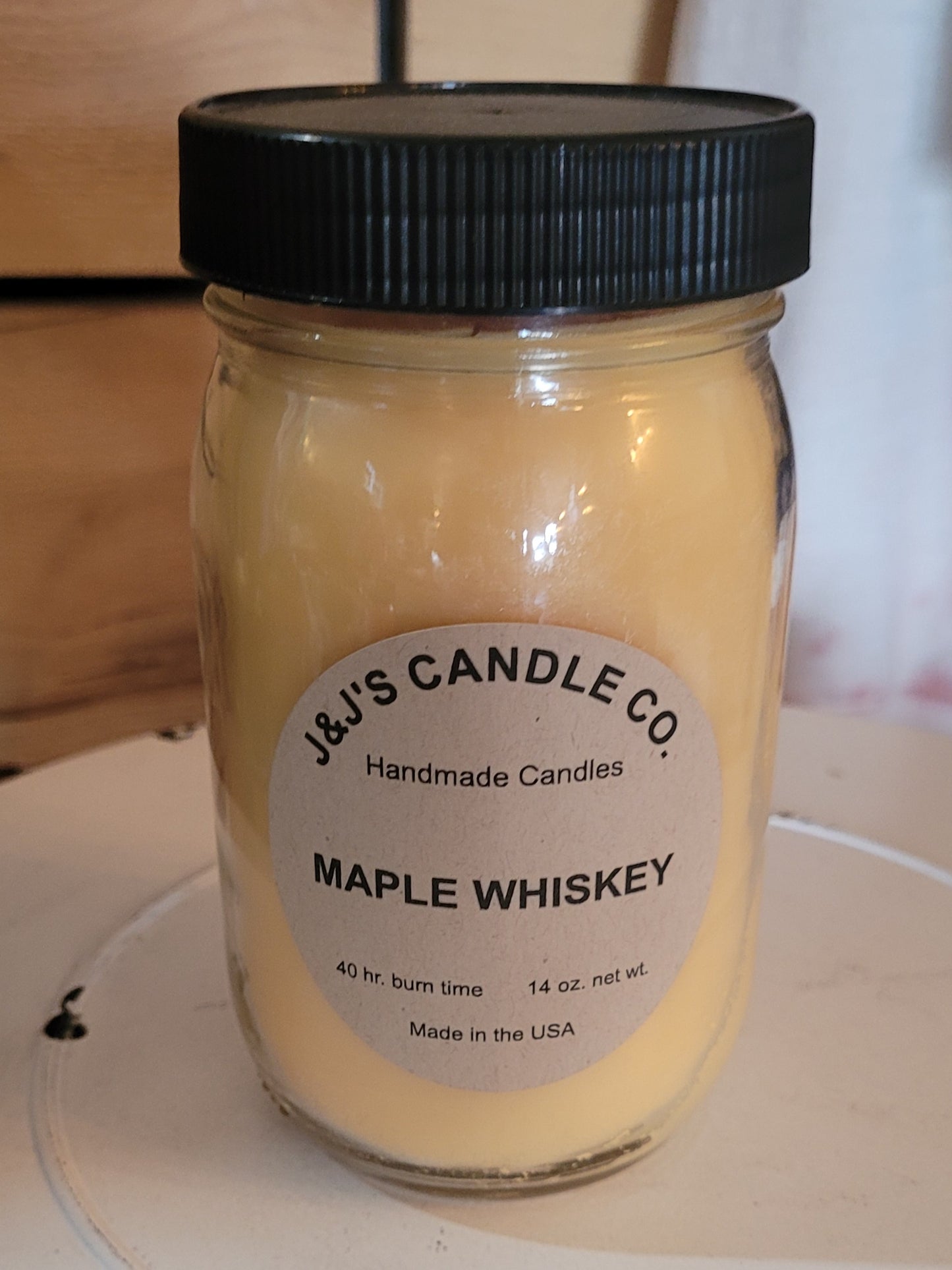 J&J's Candle Co. Maple Whiskey