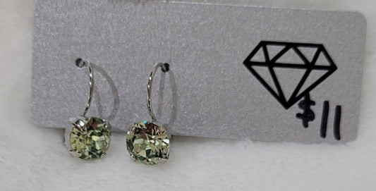 Essential Drop Earring Peridot