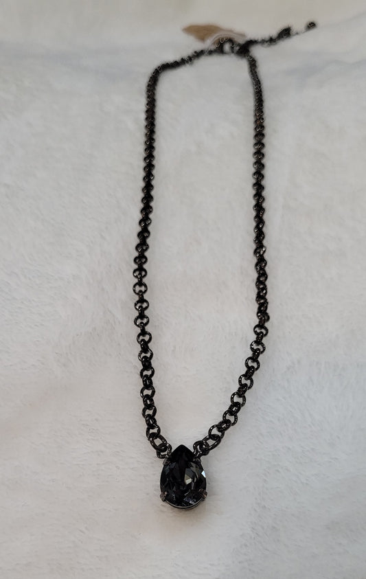 Pear shaped Pendant Black