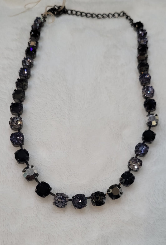 Essential Necklace Purples Black Silver