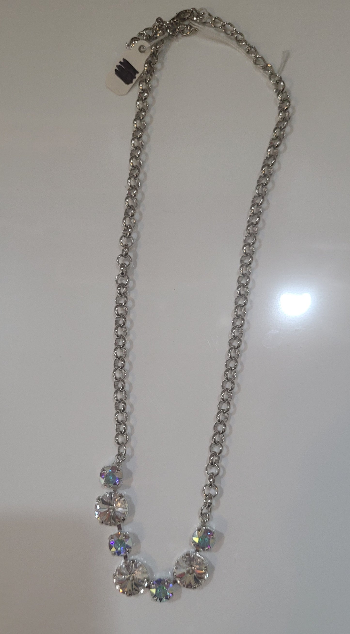 Classic necklace clear crystals