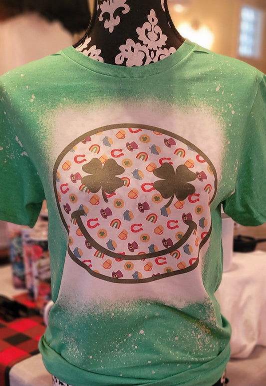 Lucky Charms Smiley bleached tshirt